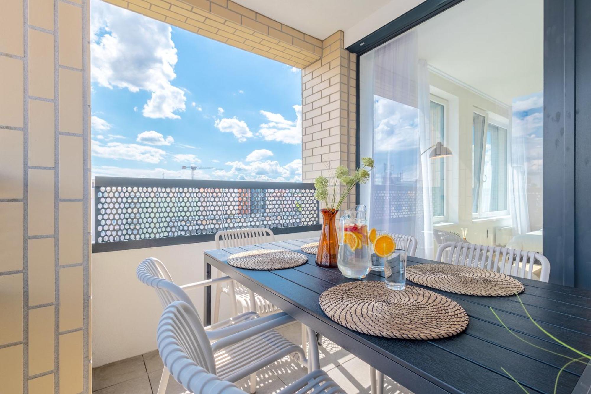 Apartamento Bright 2Br - 7Th Floor, Balcony, Free Parking By Gravity Praga Exterior foto
