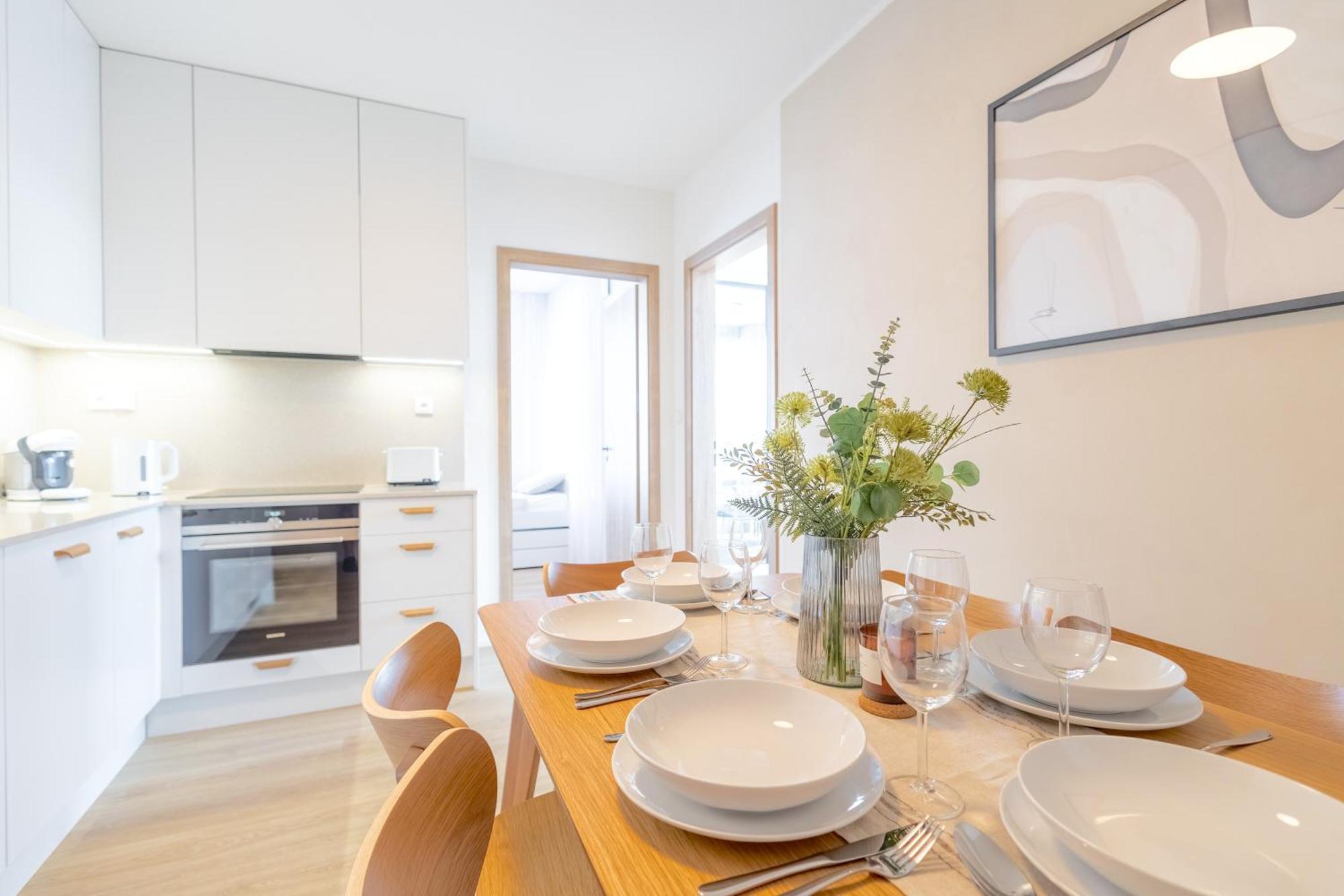Apartamento Bright 2Br - 7Th Floor, Balcony, Free Parking By Gravity Praga Exterior foto